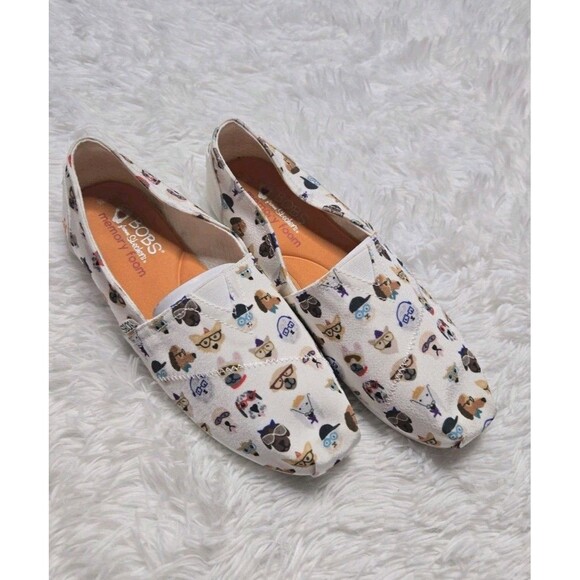 Bobs For Dogs Skechers Dog Print Memory Foam Canvas Slip On Sneaker Size 8.5 - Picture 1 of 9